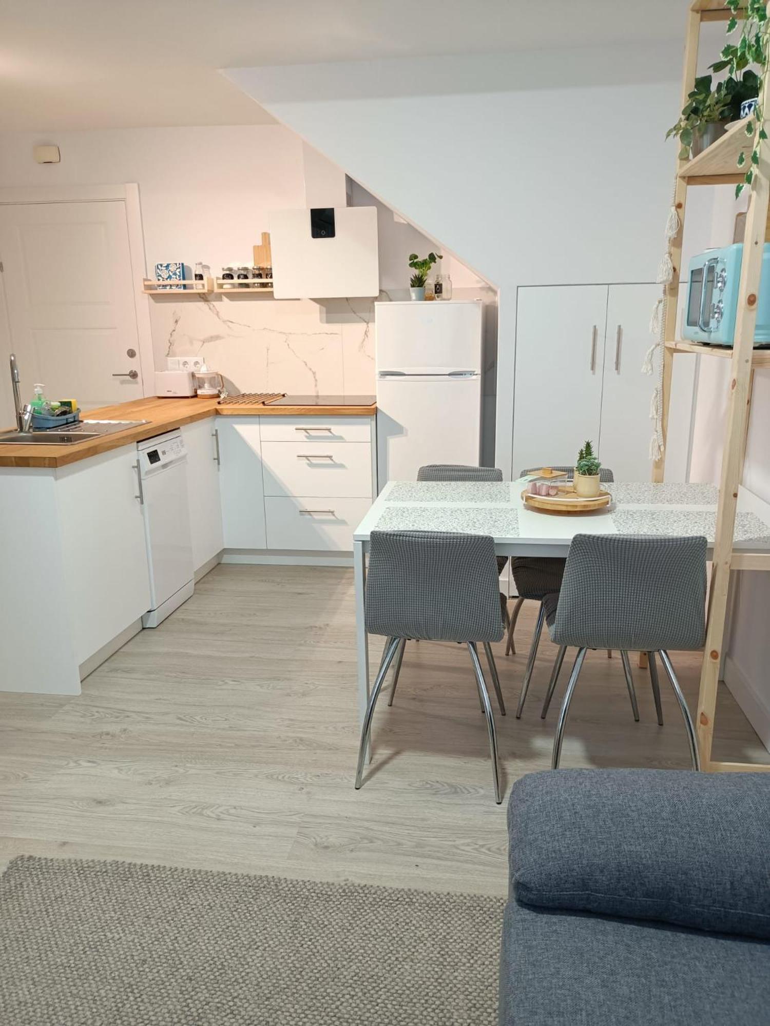 Apartamento Mencer Malpica Exterior foto